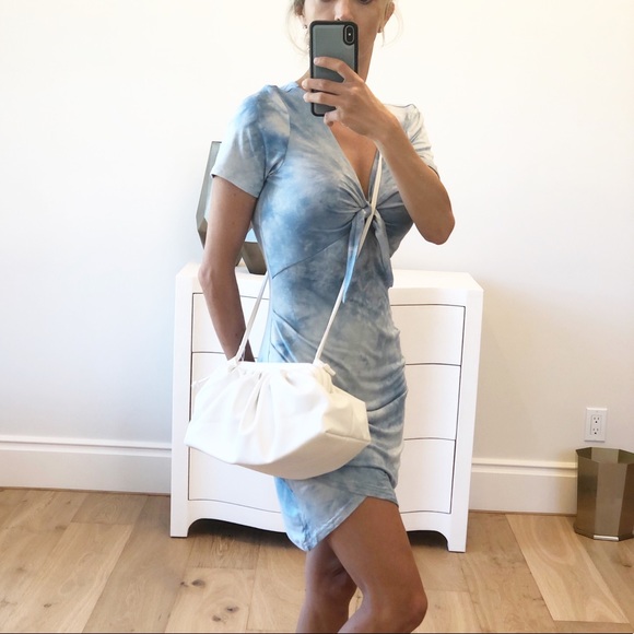 🔄 MONTERREY White Vegan Pouch Clutch Crossbody - Picture 4 of 10